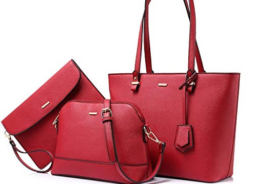 Satu set beg merah