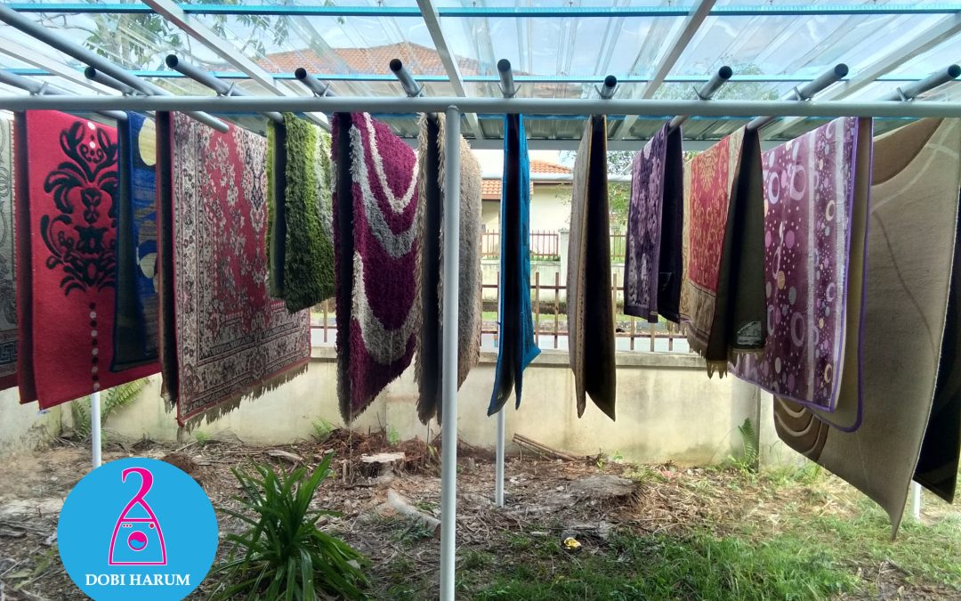 5 Tanda Mak-mak perlu cuci Karpet Ruang Tamu Dengan Segera!